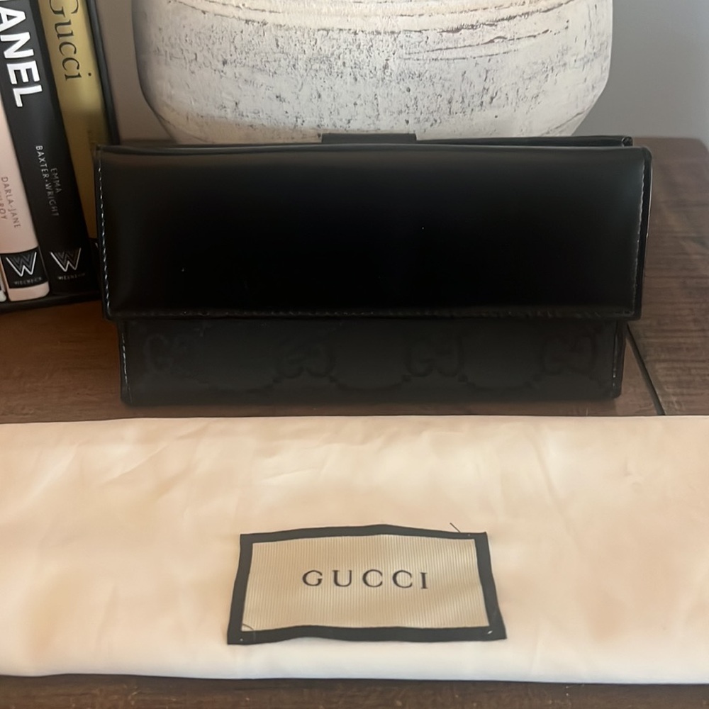 Gucci Monogram Continental Wallet (with COA)